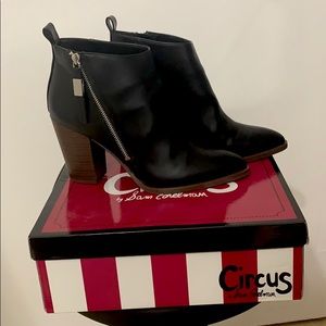 Circus by Sam Edelman Boot heels